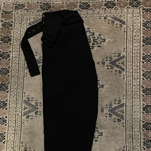 Zara NWOT high waist black pant with belt - Picture 3 of 4
